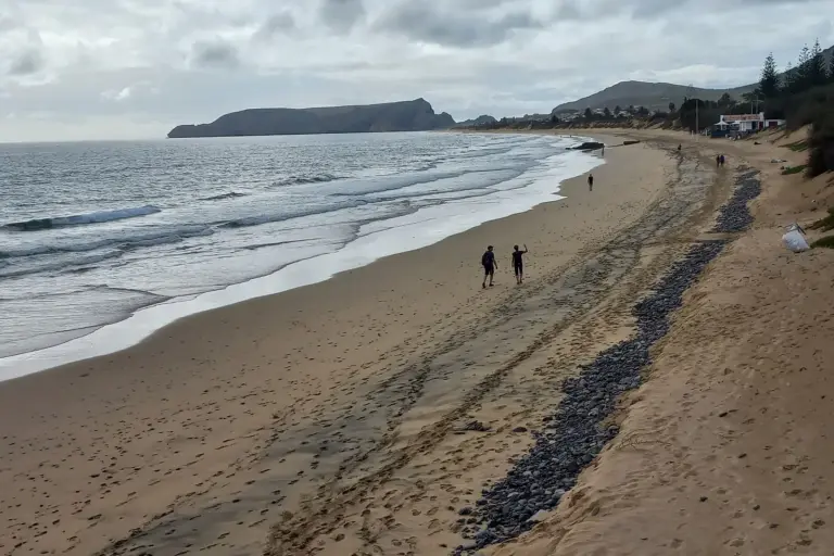 Strand von Porto Santo mit dem vorgelagerten Ilhéu